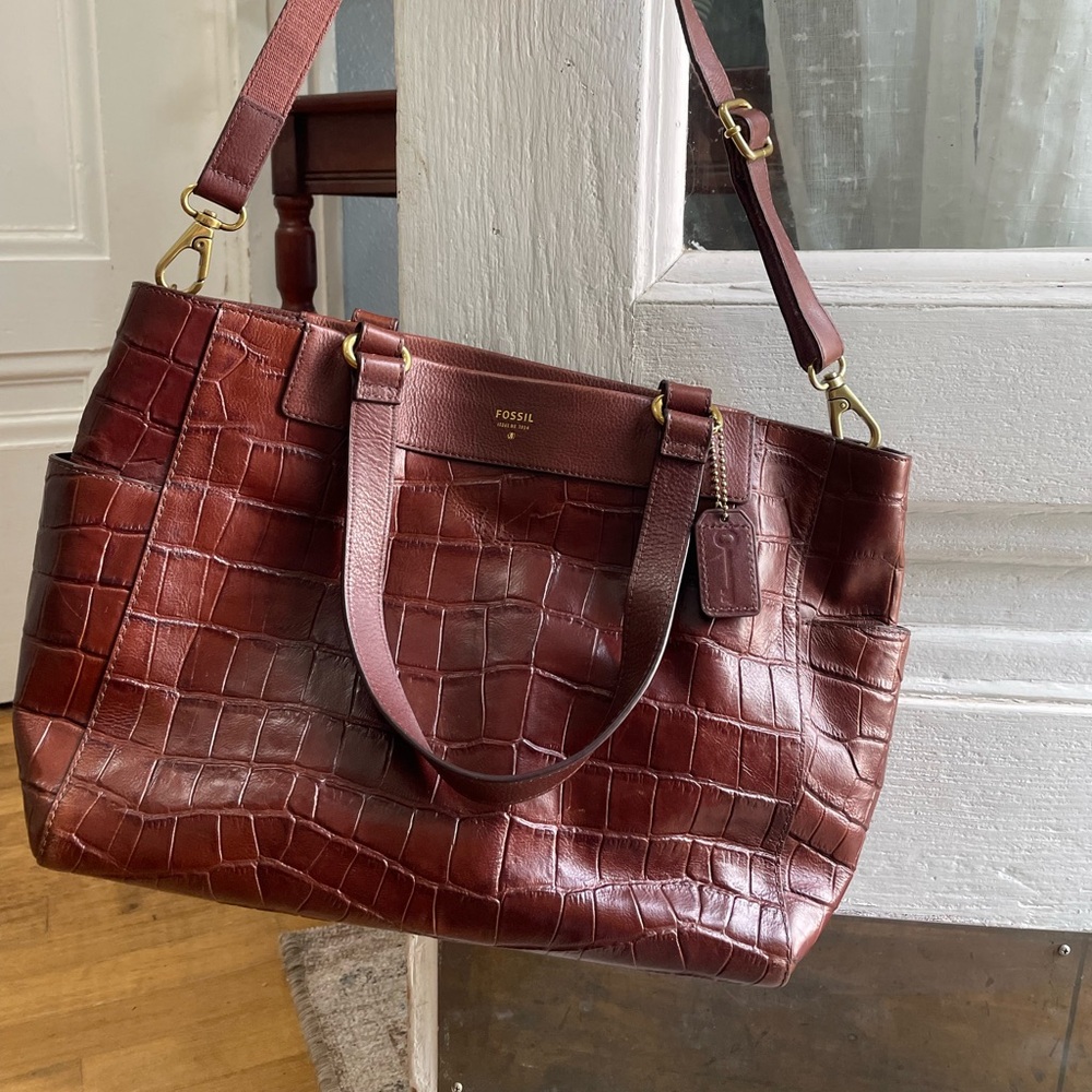 Fossil Leather Croc-Embossed Tote